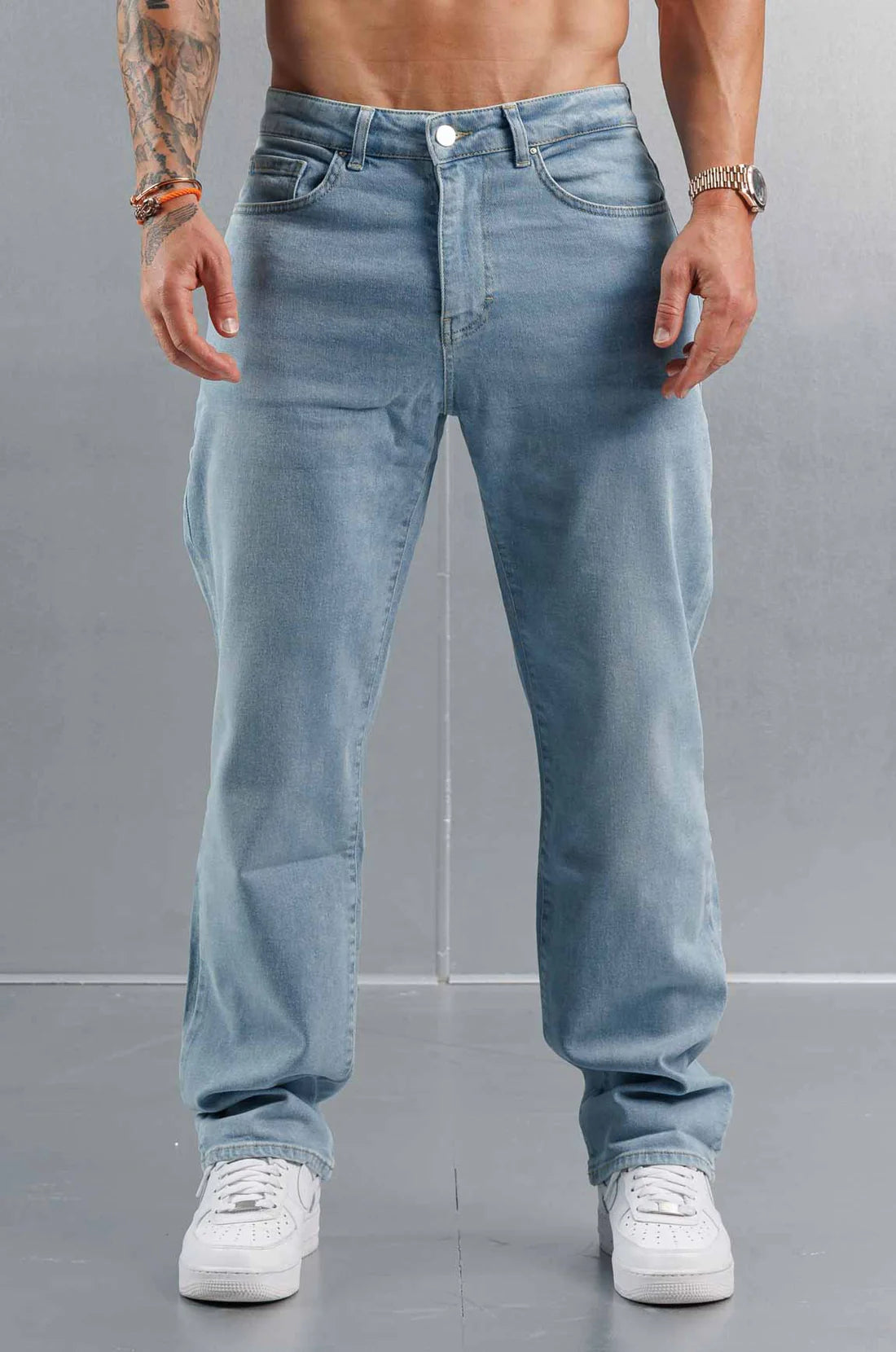 Baggy-Jeans – helle Blauwaschung