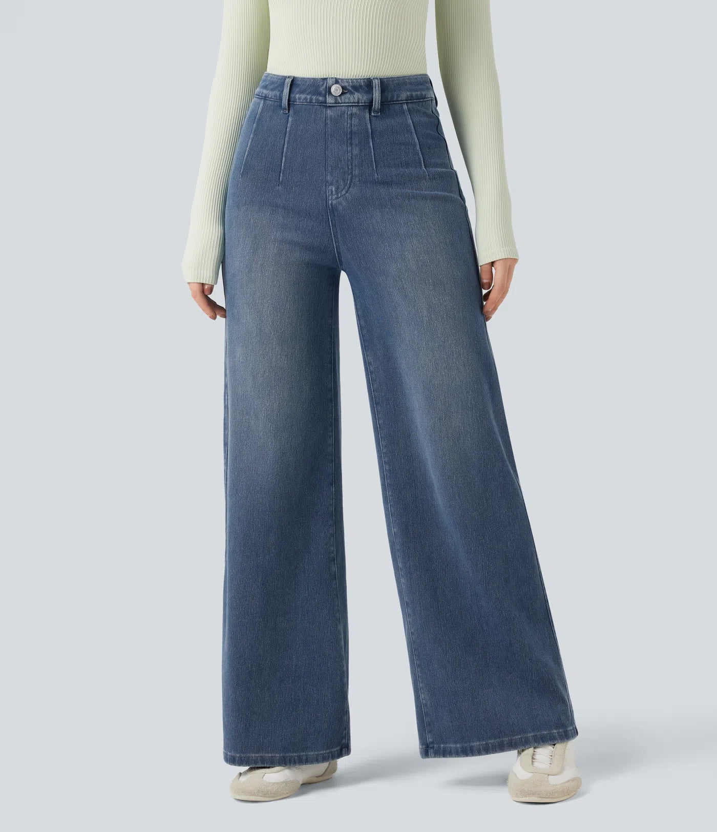 Hoch taillierte Jeans mit Taschen