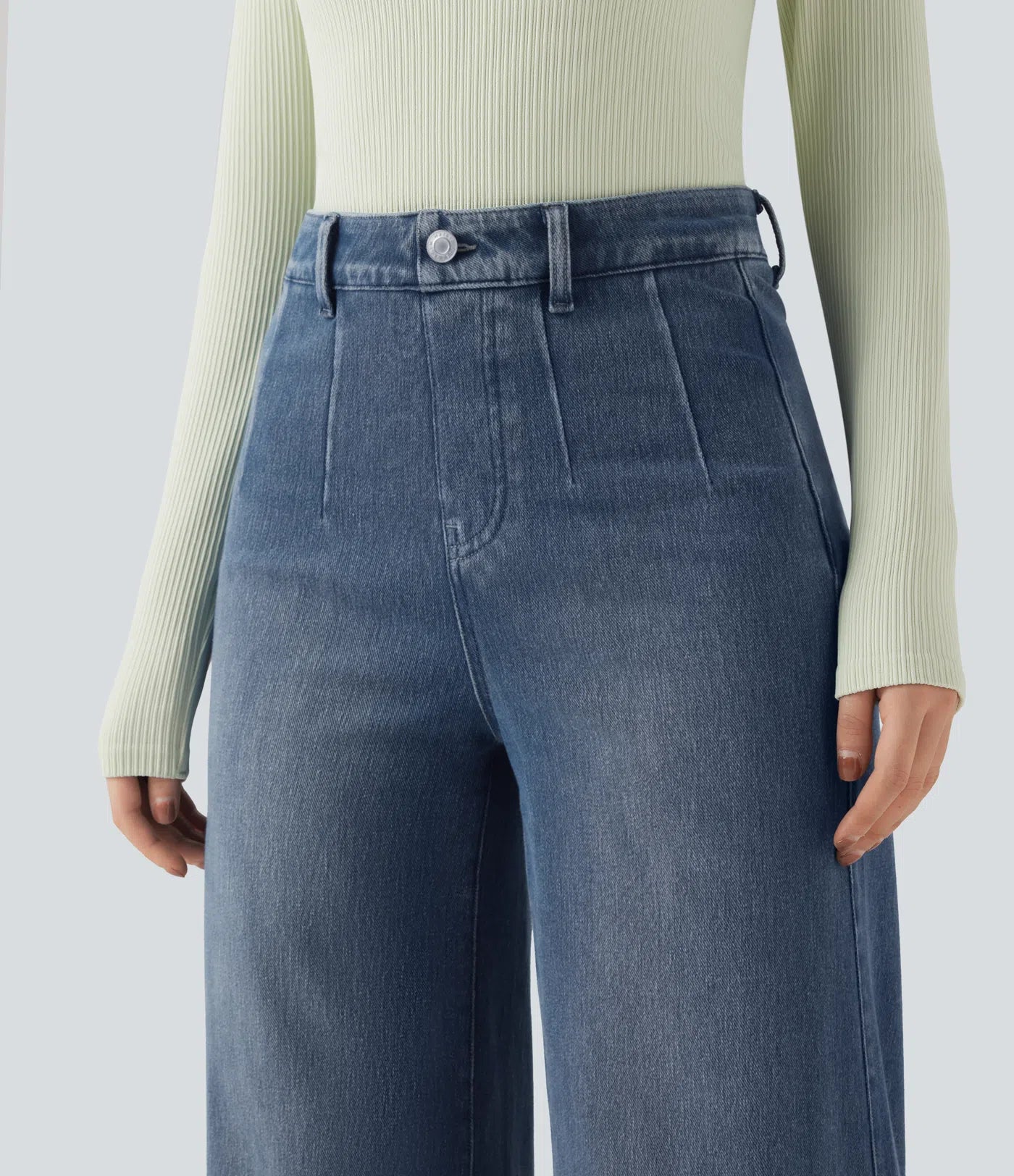 Hoch taillierte Jeans mit Taschen